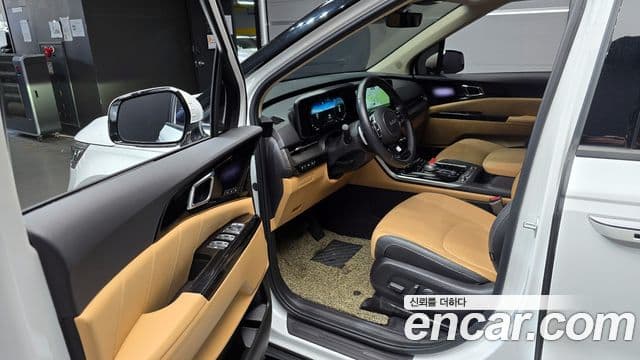 Kia Carnival 4세대 Signature, 2023 11