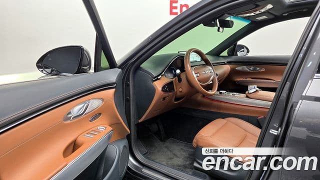 Genesis GV70, 2023 10