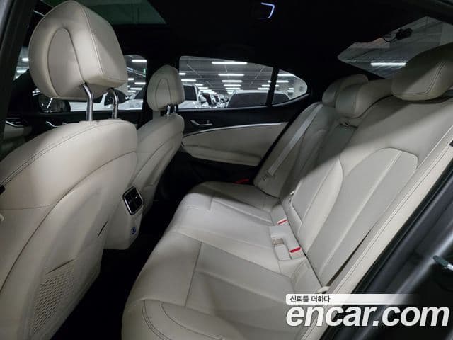 Genesis The / новый New G70, 2025 8