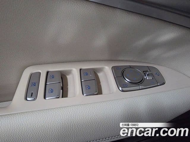 Genesis The / новый New G70, 2025 10