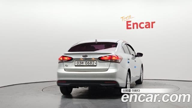 Kia The / новый New K3 Trendy, 2016 4