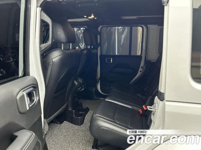 Jeep Wrangler (JL) 2.0 Overland Power top 4도어, 2021 8