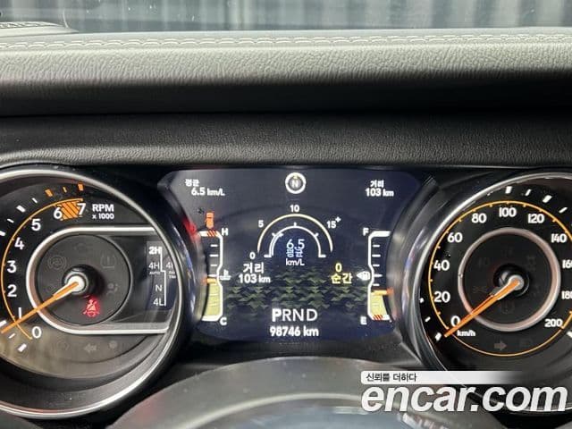 Jeep Wrangler (JL) 2.0 Overland Power top 4도어, 2021 9