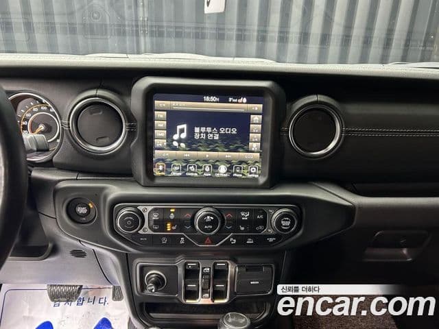 Jeep Wrangler (JL) 2.0 Overland Power top 4도어, 2021 12