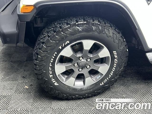 Jeep Wrangler (JL) 2.0 Overland Power top 4도어, 2021 19
