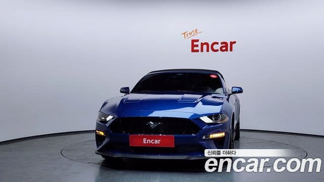 Ford Mustang GT кабриолет, 2022 3