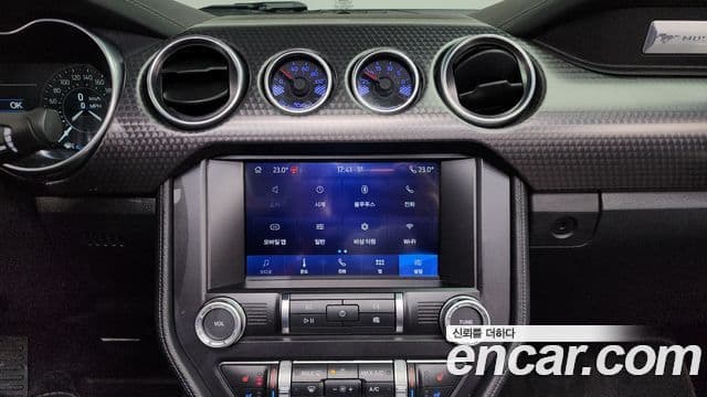 Ford Mustang GT кабриолет, 2022 17