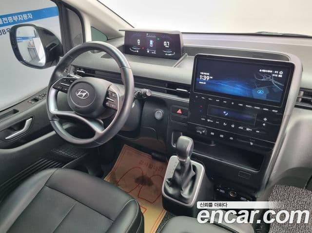 Hyundai Staria Modern, 2023 7