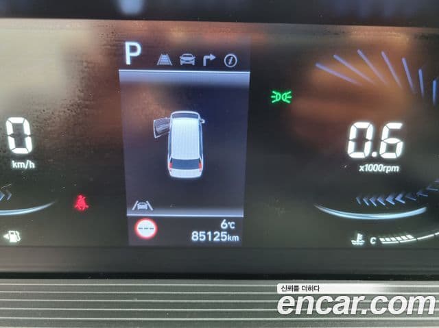 Hyundai Staria Modern, 2023 13