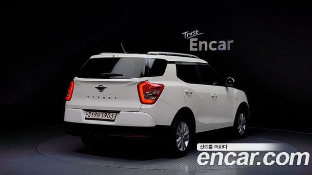 KG모빌리티(SsangYong) Tivoli Air дизель AX 2WD, 2018 2