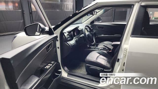 KG모빌리티(SsangYong) Tivoli Air дизель AX 2WD, 2018 10