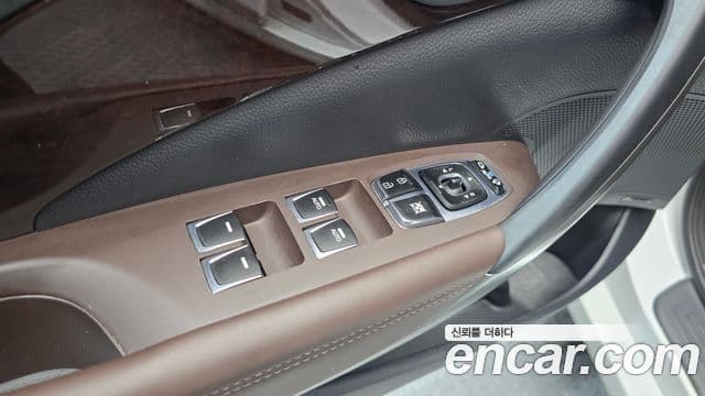 Hyundai Grandeur HG Premium, 2016 14