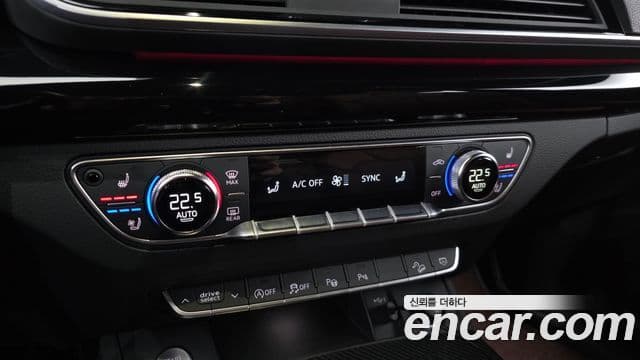 Audi Q5 (FY) Premium, 2024 18