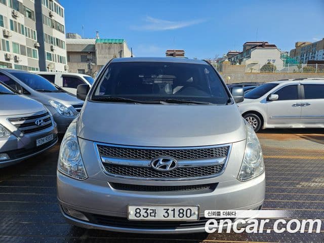 Hyundai Grand Starex CVX Premium, 2011 1