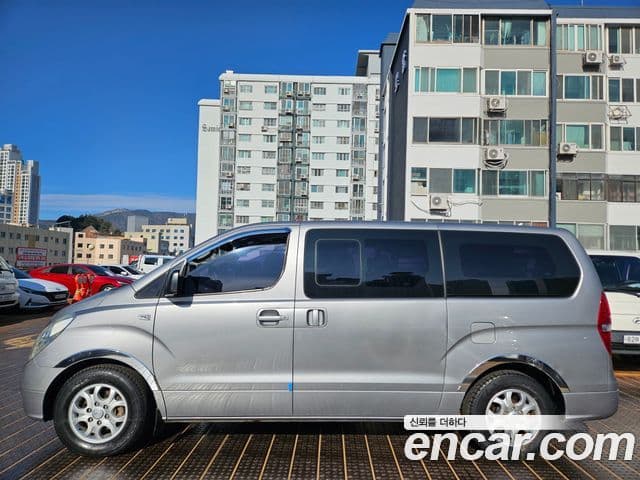 Hyundai Grand Starex CVX Premium, 2011 3