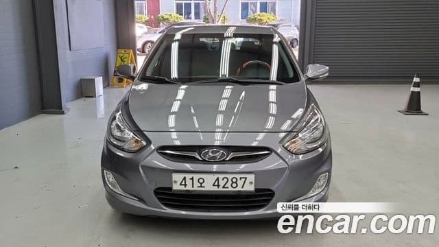 Hyundai Accent(новый кузов / новое поколение) Modern, 2015 3