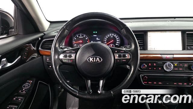 Kia All New K7 3.0 LPI Prestige (арендный автомобиль), 2016 13