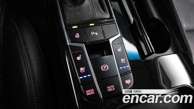 Kia All New K7 3.0 LPI Prestige (арендный автомобиль), 2016 18