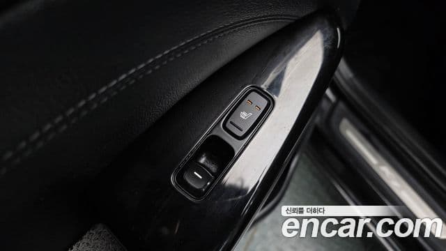 Kia All New K7 3.0 LPI Prestige (арендный автомобиль), 2016 19