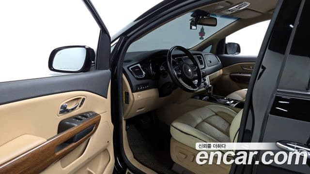Kia All New Carnival Noblesse, 2018 10