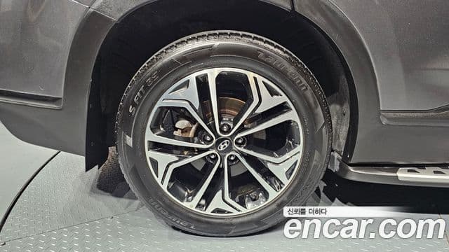 Hyundai Santa Fe TM Exclusive, 2019 все фото
