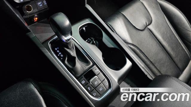 Hyundai Santa Fe TM Exclusive, 2019 9