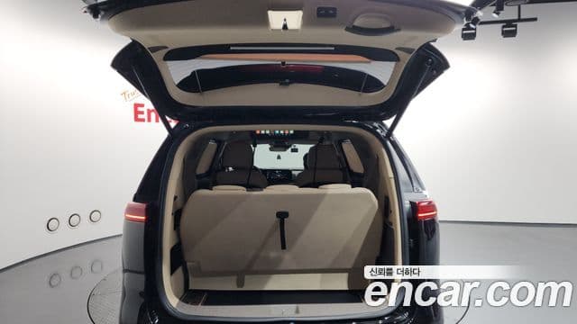 Kia Carnival 4세대 бензин 9인승 High Limousine(компания по спецнадстройкам), 2021 20