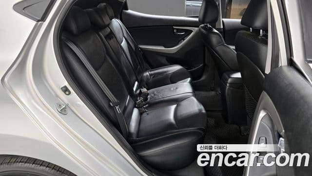 Hyundai Avante MD Premier, 2011 12