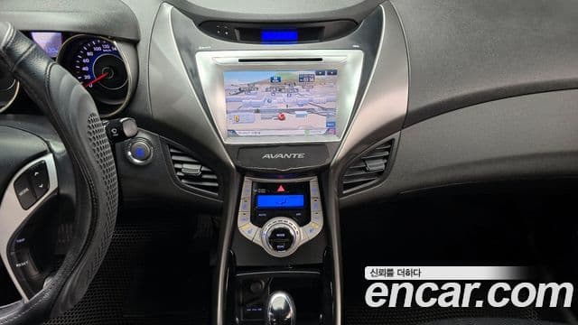 Hyundai Avante MD Premier, 2011 14