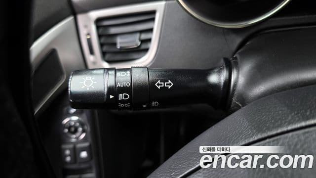 Hyundai Avante MD Premier, 2011 19