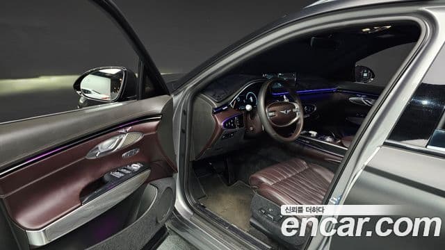 Genesis GV70, 2021 10