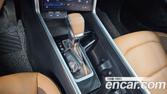 KG모빌리티(SsangYong) Torres T7, 2023 9