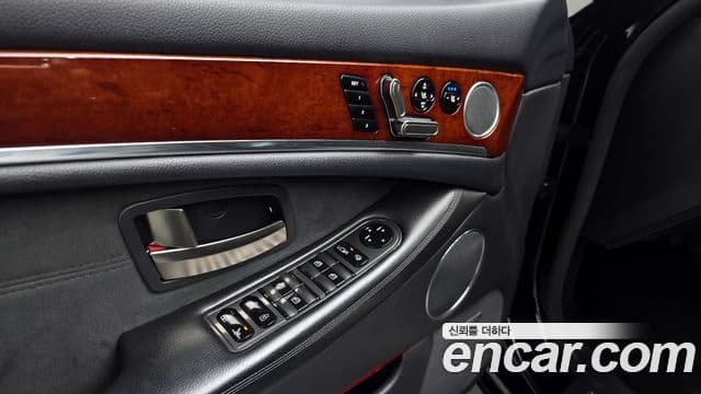 KG모빌리티(SsangYong) Chairman W VVIP, 2010 17