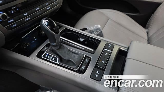 Hyundai Genesis DH Modern, 2016 9