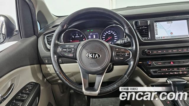 Kia All New Carnival Luxury, 2018 13