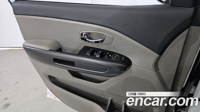 Kia All New Carnival Luxury, 2018 14
