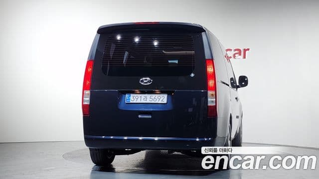 Hyundai Staria Modern, 2025 4