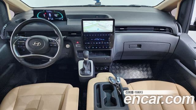 Hyundai Staria Modern, 2025 7