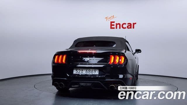 Ford Mustang кабриолет, 2019 4