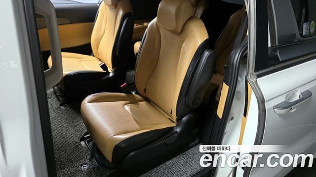 Kia Carnival 4세대 Prestige, 2023 11