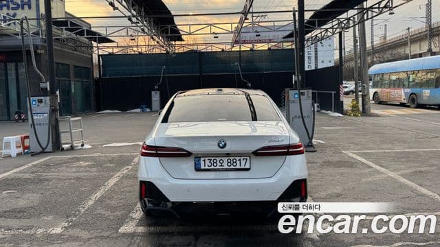 BMW 5시리즈 (G60) 530e M Sport, 2024 4