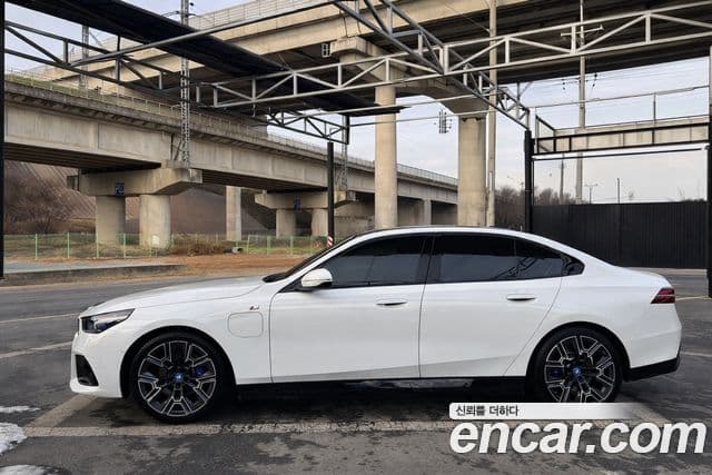 BMW 5시리즈 (G60) 530e M Sport, 2024 14