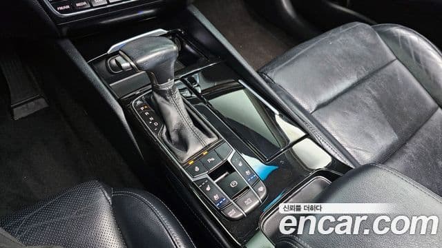 Kia All New K7 Prestige, 2016 9