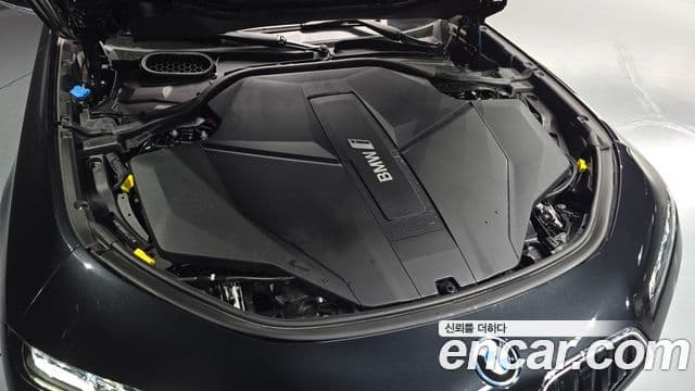 BMW i7 (G70) xDrive 60 Design Pure Excellence, 2023 6