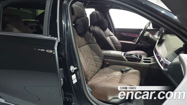 BMW i7 (G70) xDrive 60 Design Pure Excellence, 2023 10