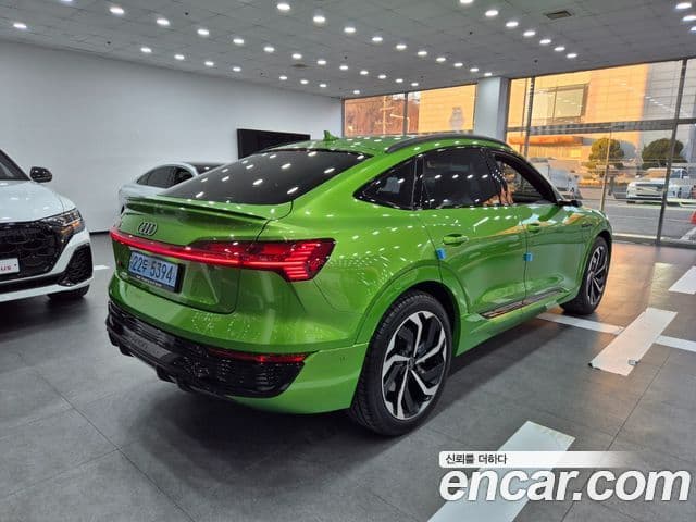 Audi Q8 e-Tron (GE) 55 Quattro Premium Sportback, 2024 2