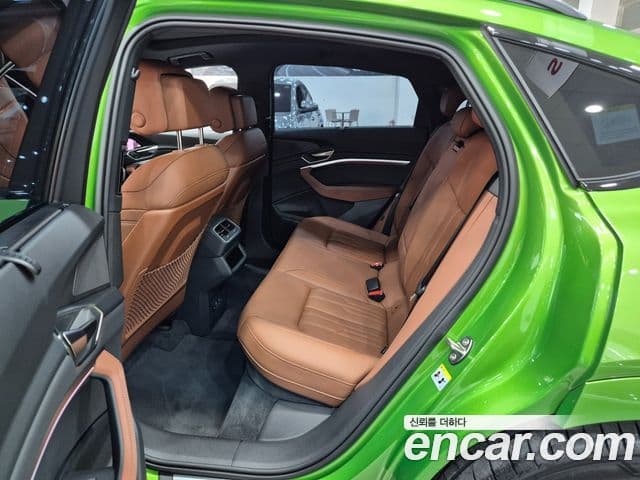 Audi Q8 e-Tron (GE) 55 Quattro Premium Sportback, 2024 6