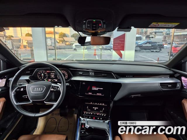 Audi Q8 e-Tron (GE) 55 Quattro Premium Sportback, 2024 7