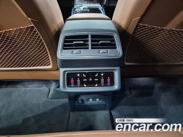 Audi Q8 e-Tron (GE) 55 Quattro Premium Sportback, 2024 12