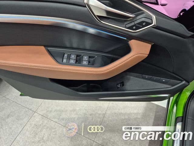 Audi Q8 e-Tron (GE) 55 Quattro Premium Sportback, 2024 14